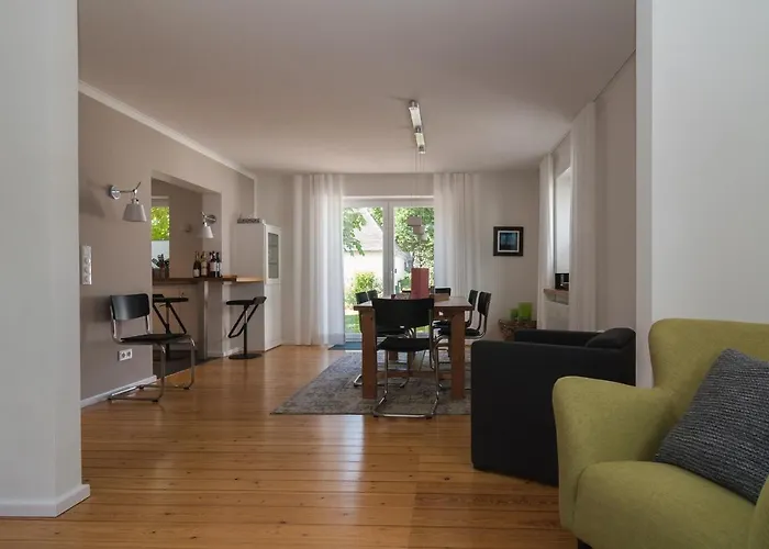 Mitte 6
